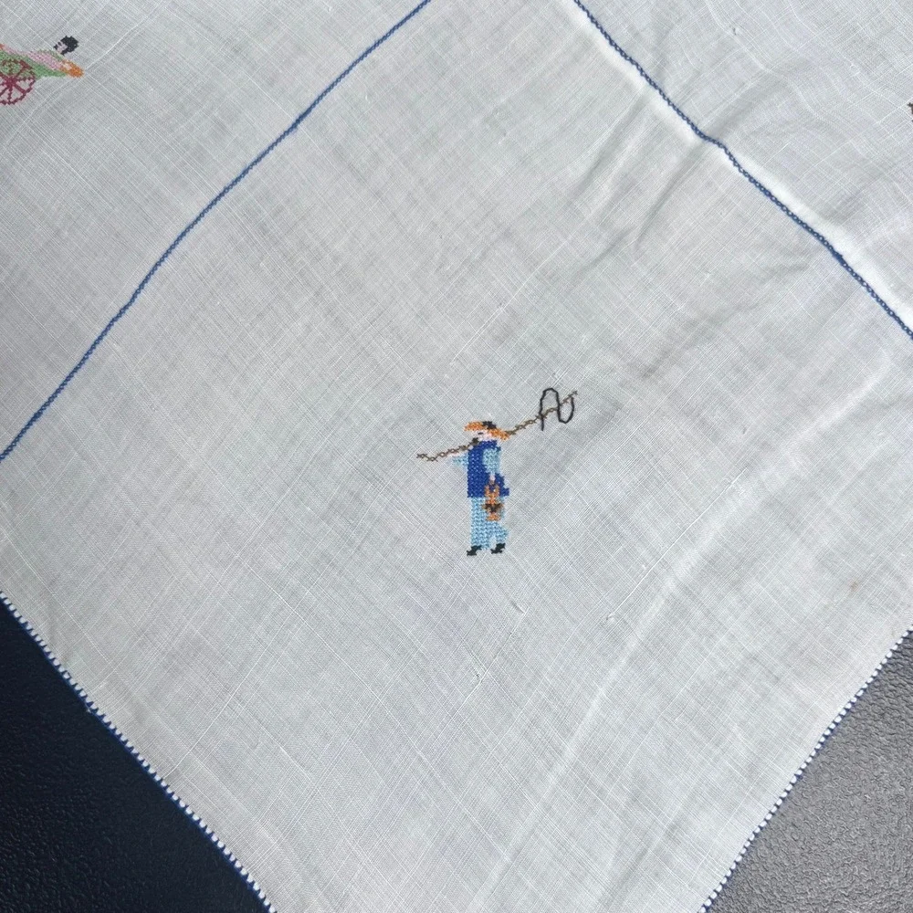 Vintage Hand Embroidered Chinoiserie Linen Tablecloth Pagoda Rickshaw White 34in
